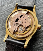 Charger l'image dans la galerie, MONTRE OMEGA CONSTELLATION TARTE PAN DE LUXE 18K VINTAGE
