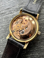 Charger l'image dans la galerie, MONTRE-BRACELET AUTOMATIQUE VINTAGE OMEGA CONSTELLATION
