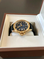 Charger l'image dans la galerie, Montre YEMA Superman bronze
