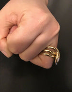 Charger l'image dans la galerie, Bague en or 18 carats serpent yeux diamants
