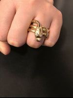 Charger l'image dans la galerie, Bague en or 18 carats serpent yeux diamants
