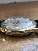 Charger l'image dans la galerie, Montre Omega constellation Deluxe 2652 Full Gold

