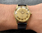 Charger l'image dans la galerie, MONTRE OMEGA CONSTELLATION TARTE PAN DE LUXE 18K VINTAGE
