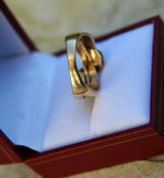 Charger l'image dans la galerie, Bague noeud en or jaune 18 carats
